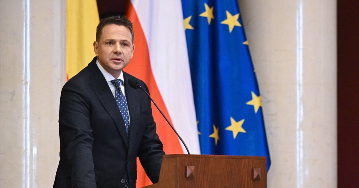 Trzaskowski zapowiada konsekwencje personalne. Głosy z sali: Referendum