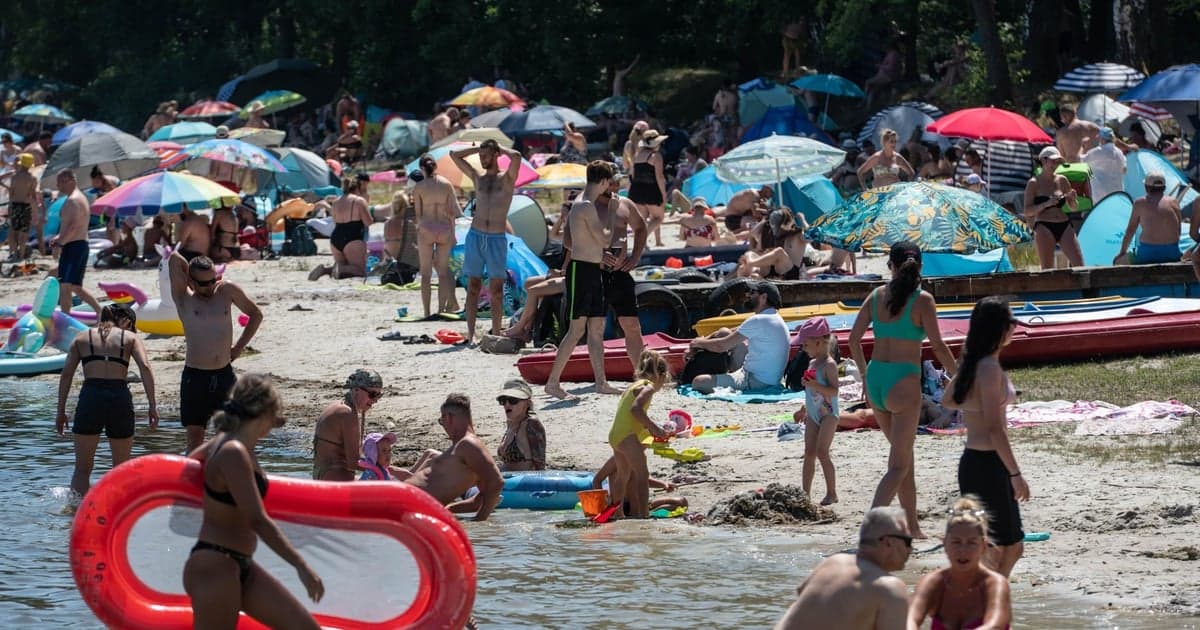 Polacy chcą zmian w pracy podczas upałów. Rząd wciąż zwleka z decyzją