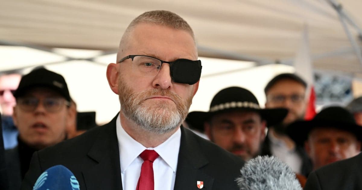 Grzegorz Braun ekskomunikowany? Giertych ogłasza sensację, ale prawda o wyborcach polityka mocno zaskakuje