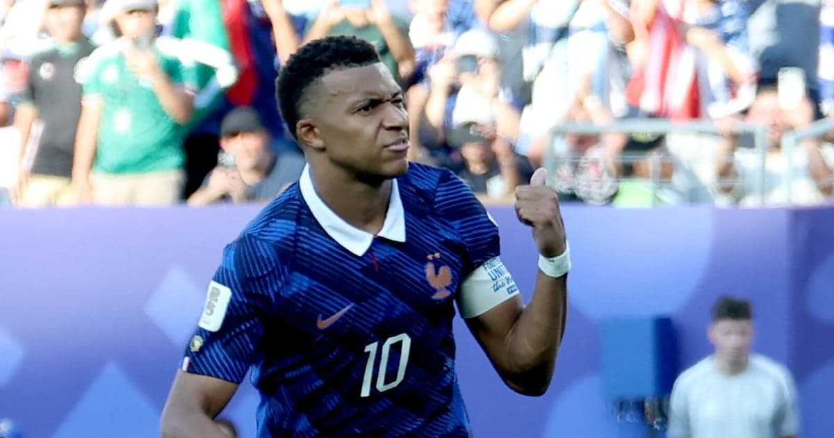 Trudna przeprawa wicemistrzów świata. Kylian Mbappe daje Francji upragniony awans