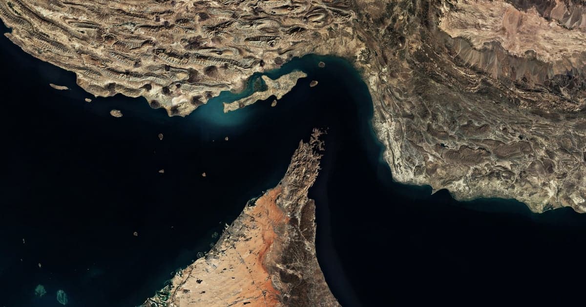 Iran zrealizował swoje groźby w cieśninie Ormuz. Zaatakował statki