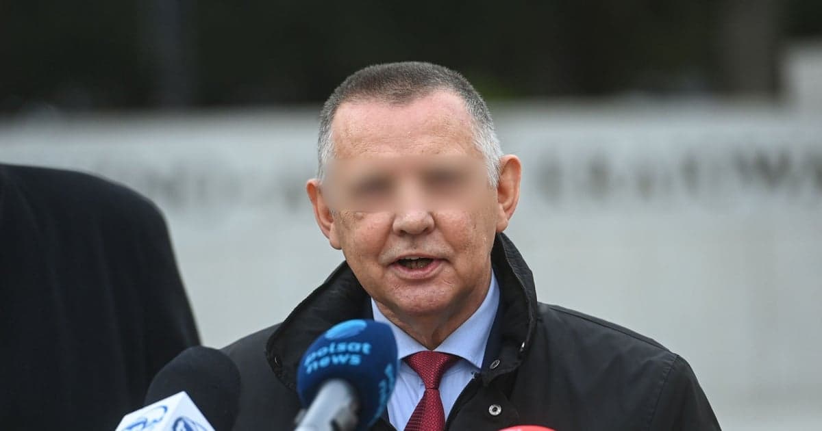 Były prezes NIK oskarżony. Miał nakłaniać urzędnika do złamania tajemnicy skarbowej