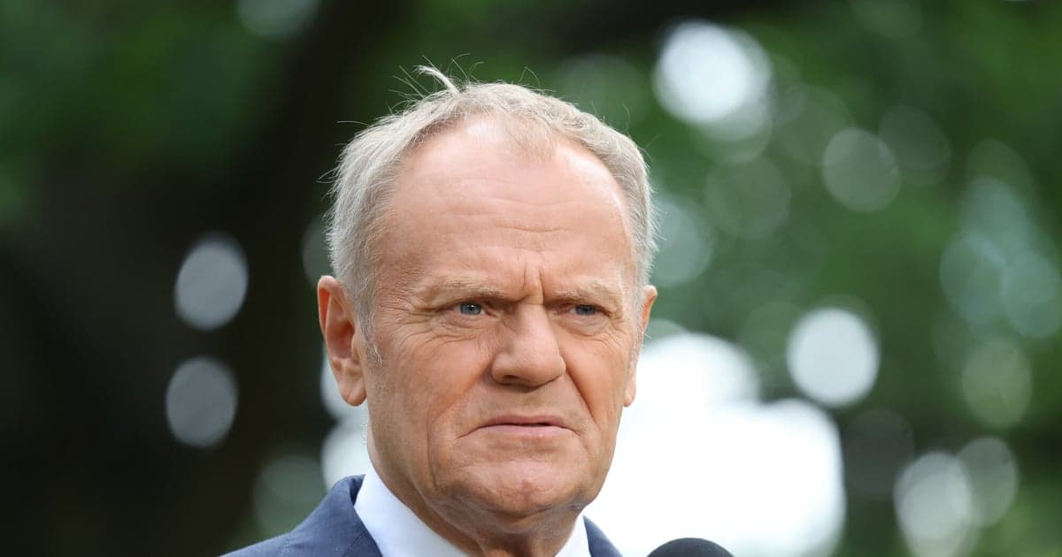 Mur pamięci ofiar Rzezi Wołyńskiej stanie w Warszawie. Tusk zapowiedział