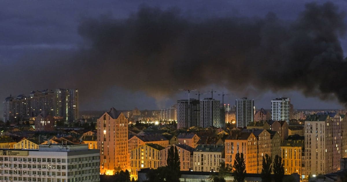 Ukraina zaatakowana w nocy. Dziecko ranne po bombardowaniu Kijowa