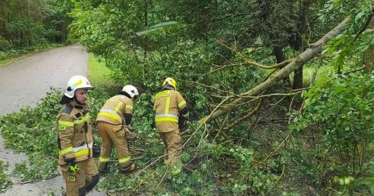Pogoda w niedzielę 19 lipca gwałtownie się załamie. Burze, grad i wiatr do 100 km/h