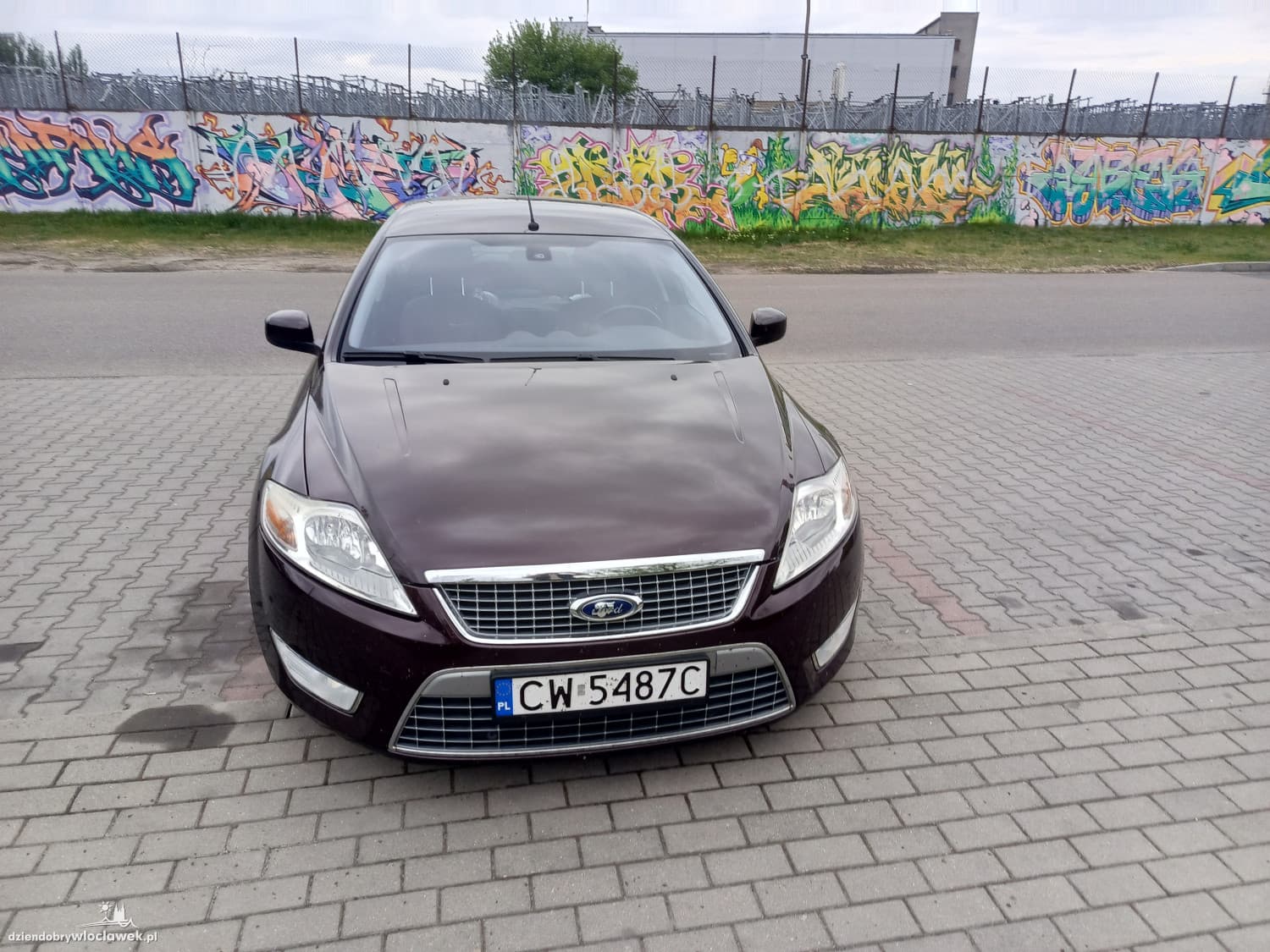 11400Ford Mondeo Mk4 benzyna 2.0 + LPG