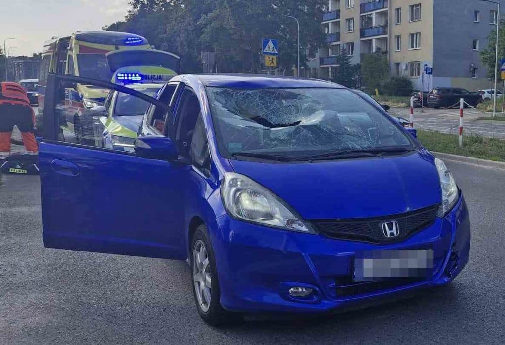 13-latek na hulajnodze potrącony w Świdniku. Kask mógł uchronić go przed poważnymi obrażeniami