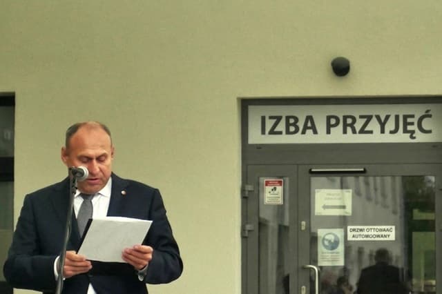 13/07/2026Szpital choruje od góry. Ponad 400 tysięcy dla prezesa, brak personelu dla pacjentów