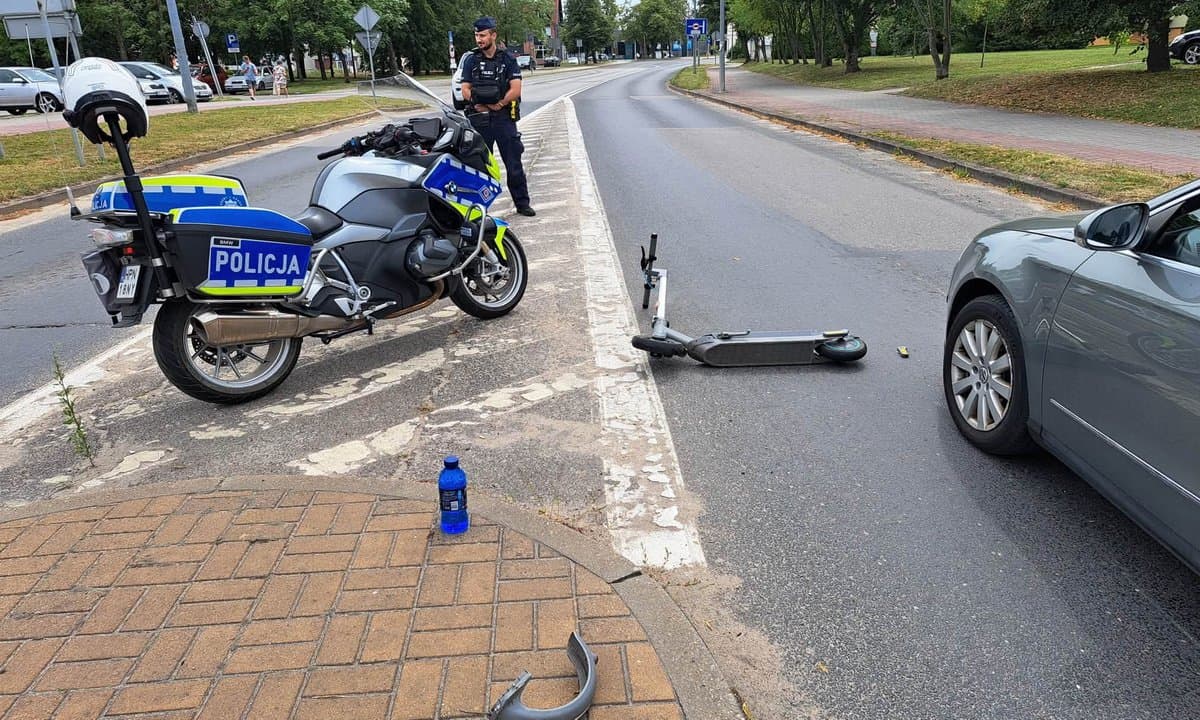 17-latka potrącona na przejściu. Wjechała hulajnogą pod auto