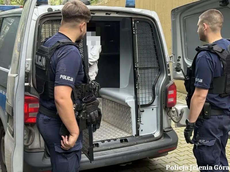 17 zatrzymanych poszukiwanych przez policję w Jeleniej Górze