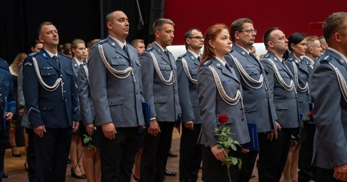 19.07.2026 Honory dla wrocławskich policjantów! Zasłużyli na uznanie Nowe artykuł z galerią zdjęć