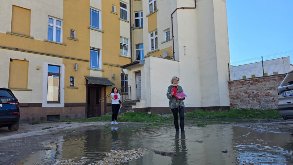 19:41 Przedstawicielki „Tonącego Starego Koszalina” pokazały władzom miasta czerwoną kartkę