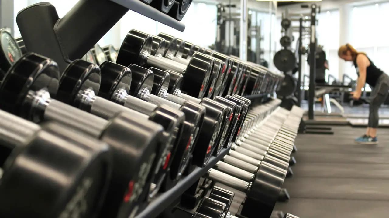 23-letni trener personalny aresztowany. Klienci mieli stracić ponad 1,8 mln zł