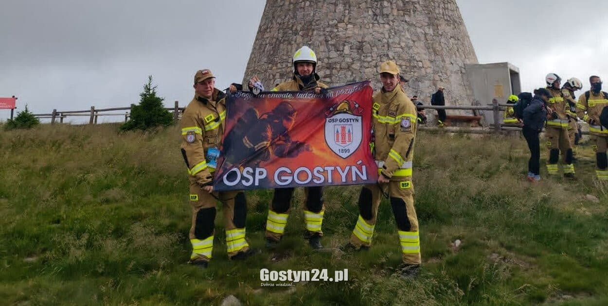 24 kilometry w mundurach bojowych. Strażacy z ...