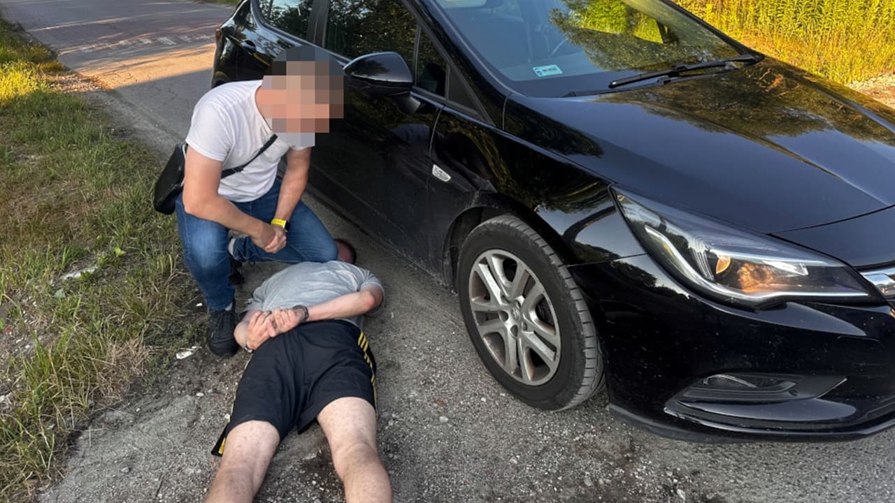 28-latek został objęty dozorem Policji za posiadanie znacznej ilości narkotyków
