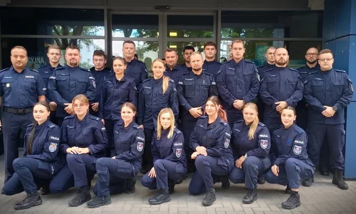 48 policjantów zdało egzamin w Płocku. 13 ukończyło kurs z wyróżnieniem