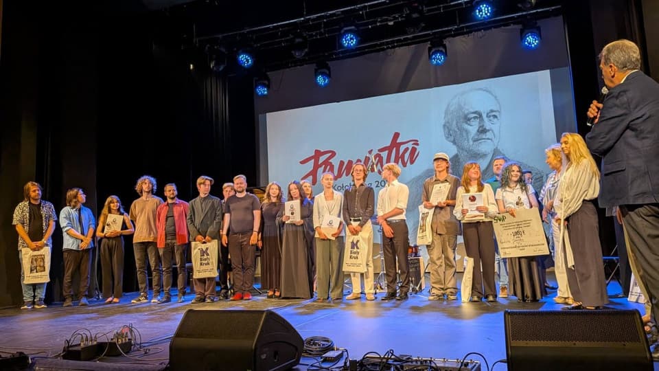 5 lipca 2026, 08:59 KOŁOBRZEG Karolina Jasińska z nagrodą główną VII Przeglądu Twórczości Przemysława Gintrowskiego „Pamiątki”