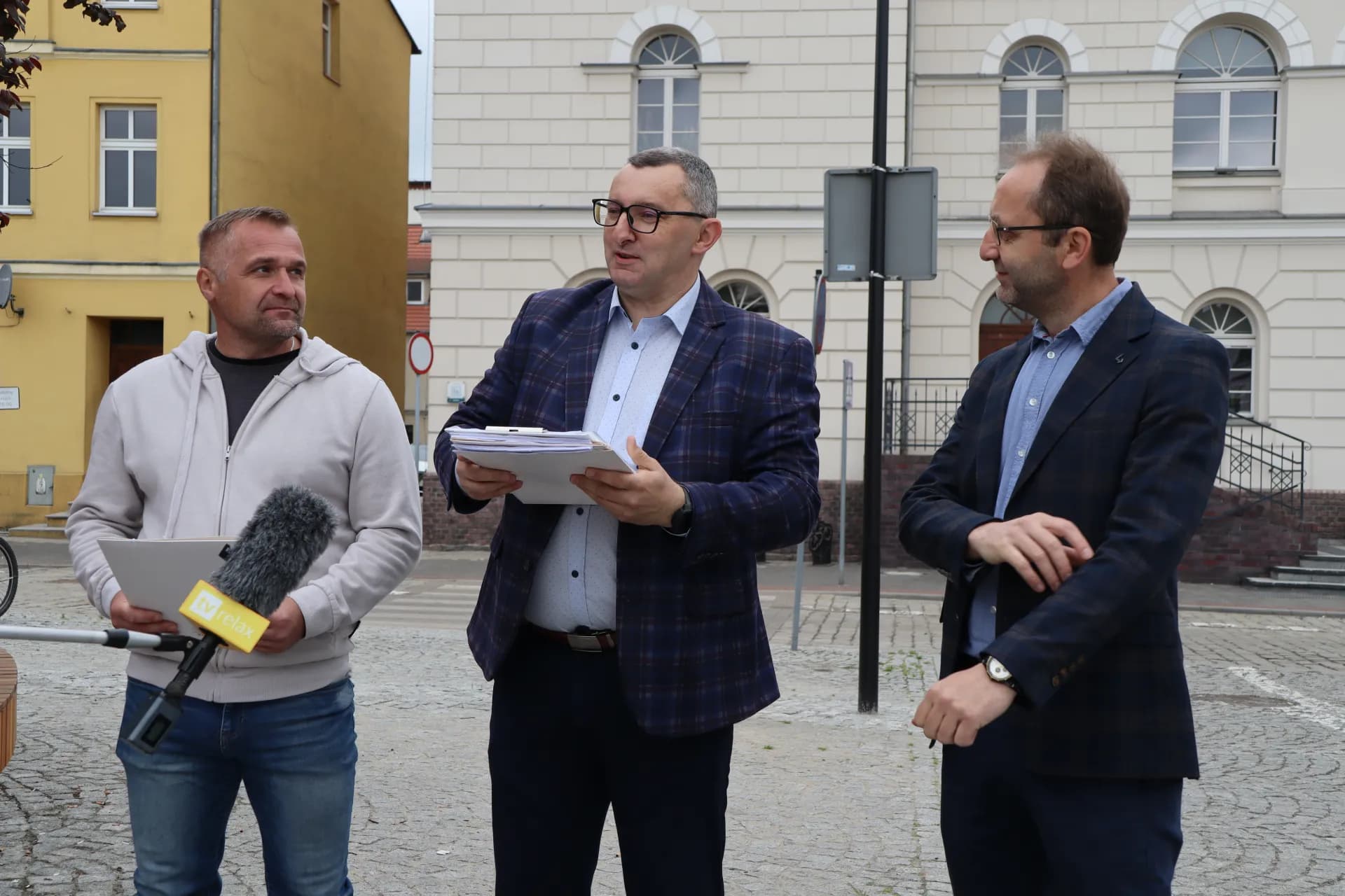 533 podpisy nie przekonały burmistrza – strefa gospodarcza pod Lucinami pozostają w planie
