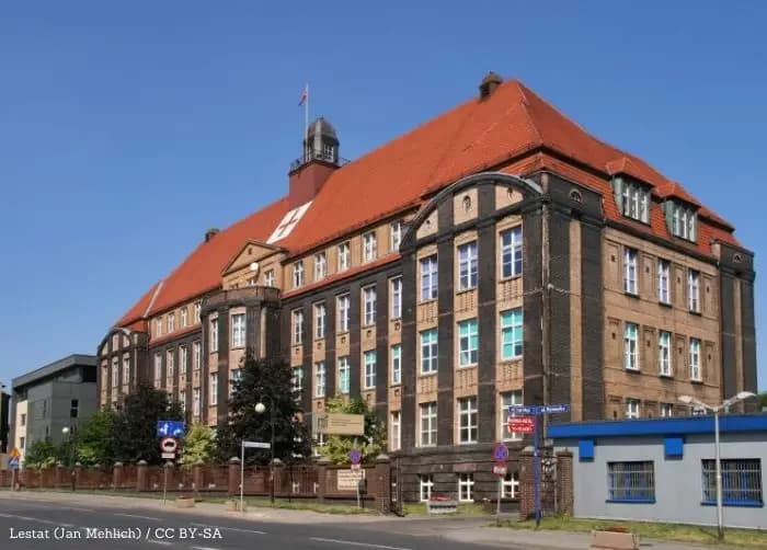 9 lipca 2026Rezerwacja kortu bez telefonu. W Piekarach Śląskich wszystko idzie przez aplikację