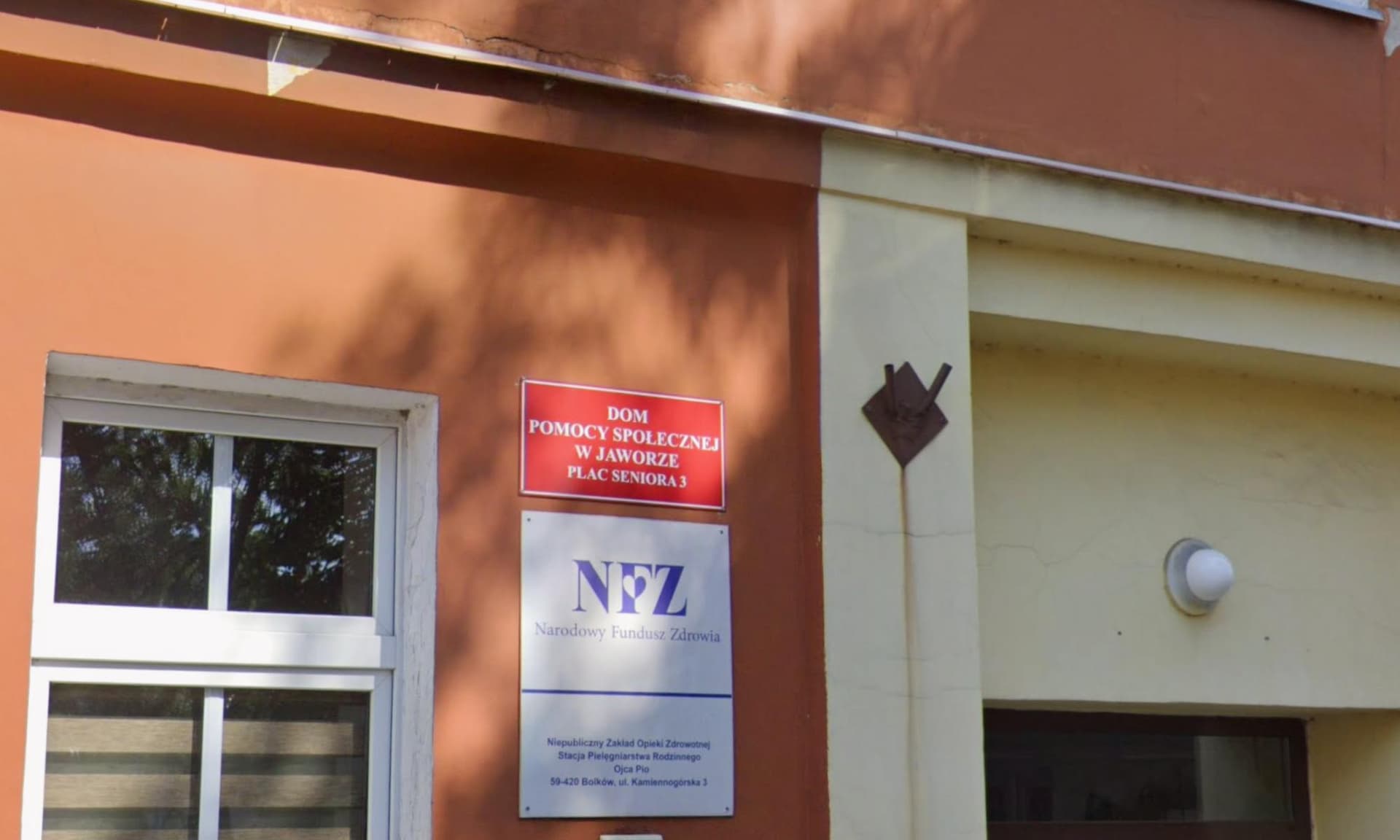Agresja wobec pracowników DPS w Jaworze. Padły niepokojące przykłady i propozycje działań