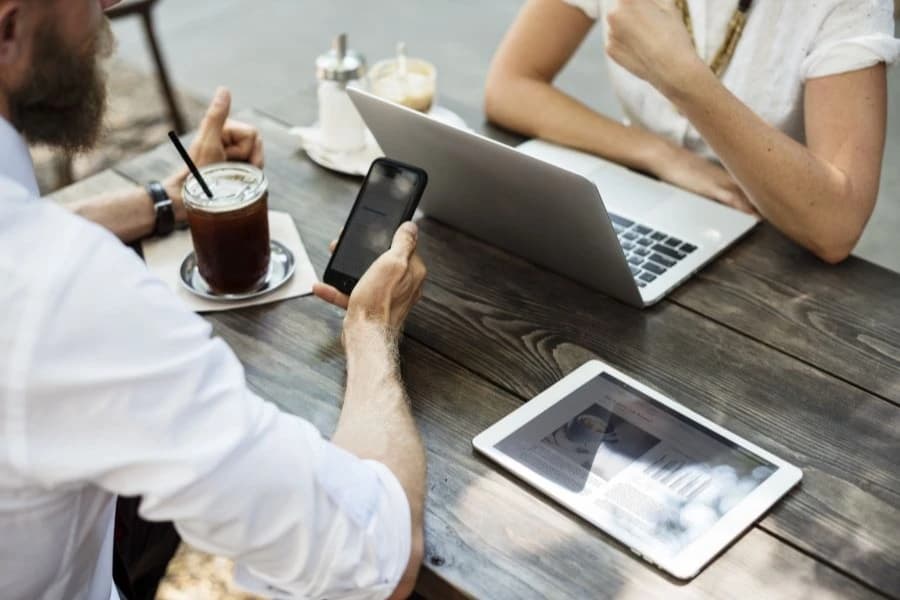 AI w firmie pod kontrolą. Weź udział w webinarium o AI Governance