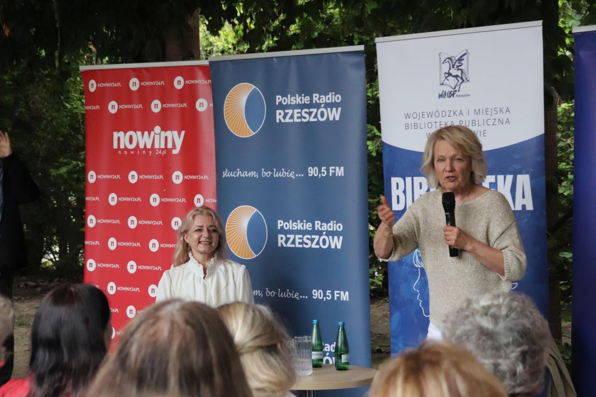 Aktorka Maria Pakulnis opowiedziała o swojej książce w Letnich Ogrodach Literackich!