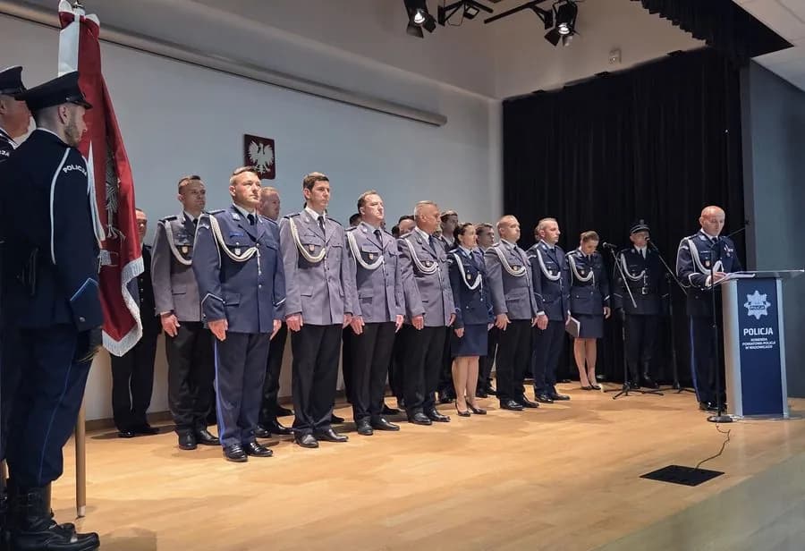 Apel, awanse i podziękowania. Policyjne święto w kalwaryjskim sanktuarium