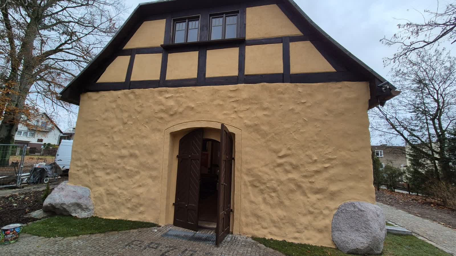 Archeolodzy zweryfikowali wiek zabytkowej kapliczki w Zielonej Górze. Jest młodsza niż sądzono