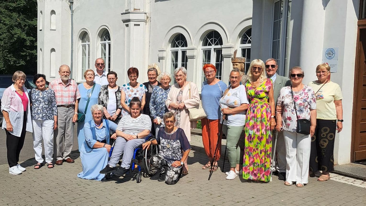 Artystyczny poniedziałek pełen pasji i inspiracji w Uniwersytecie Ludowym w Radawnicy