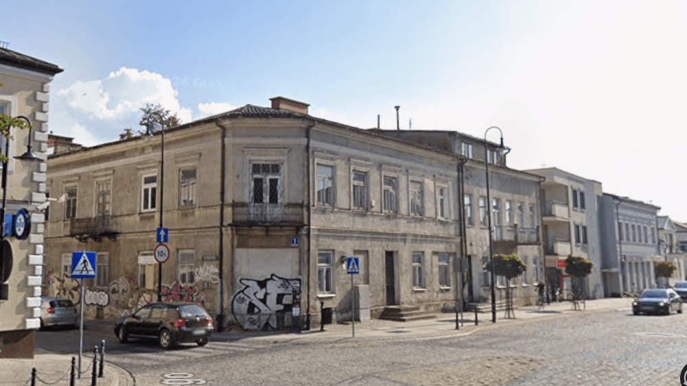 Augustów szuka kupca na kamienicę w centrum miasta