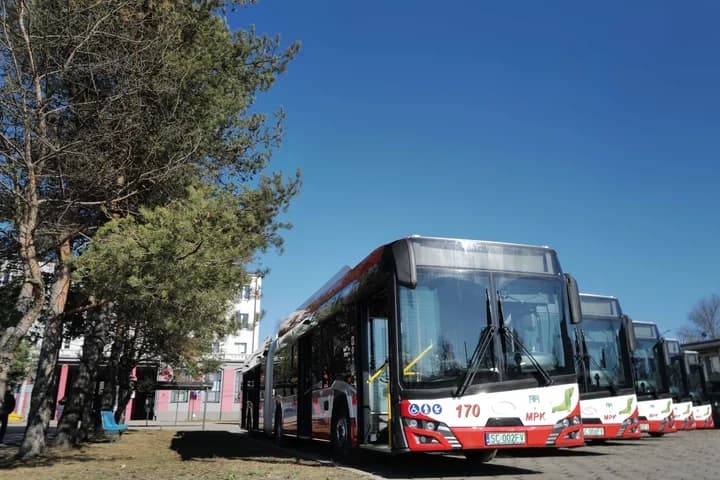Autobusy linii 25 wróciły na Wyczerpy. Prace zakończono wcześniej