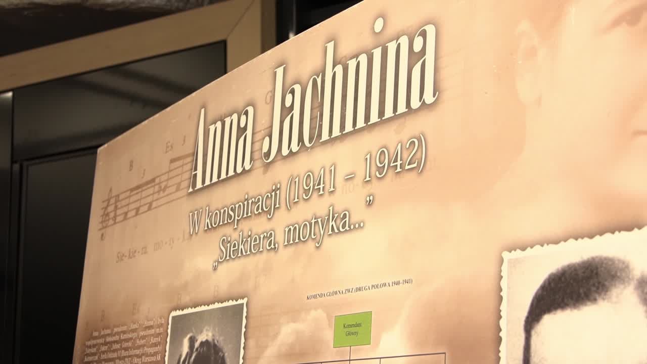 Autorka piosenki „Siekiera, motyka” była związana z Włocławkiem. Przypomniała o tym Miejska Biblioteka Publiczna