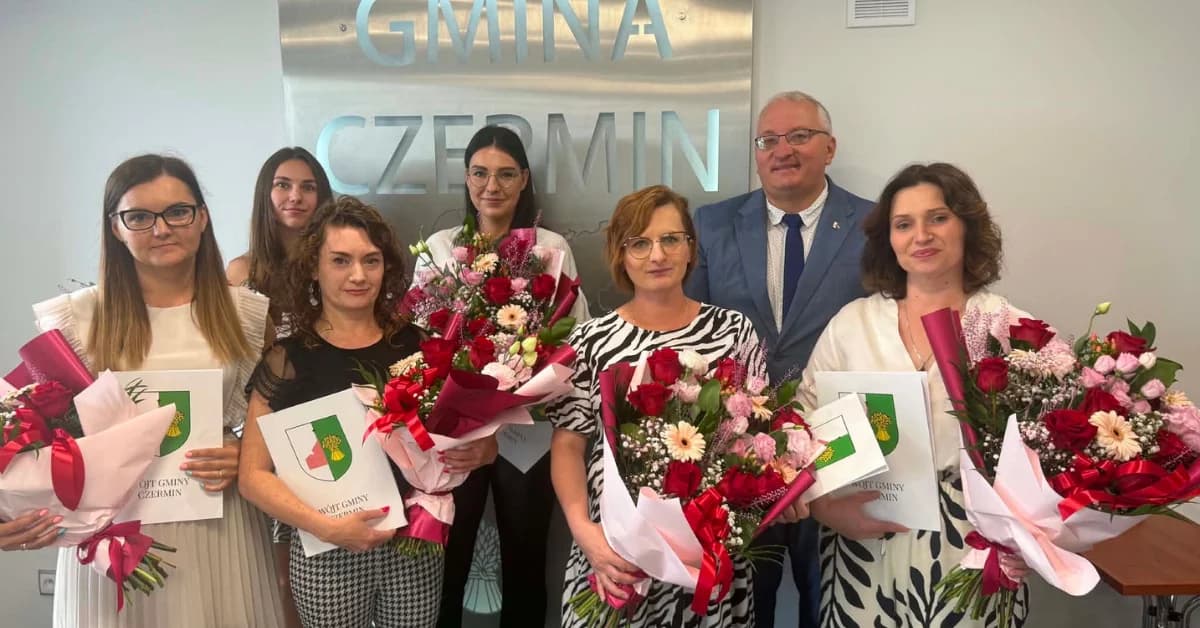 Awans zawodowy i gratulacje od wójta. Ważna uroczystość w urzędzie w Czerminie