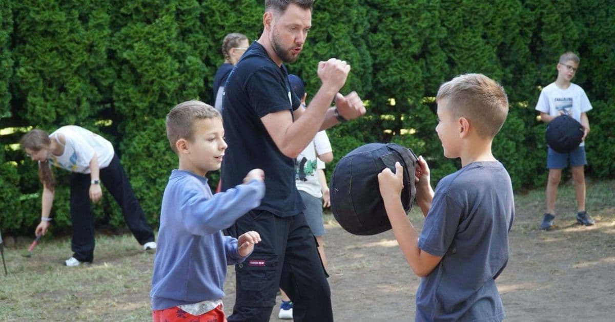 Aż 90 uśmiechniętych twarzy! Podsumowanie bezpłatnych półkolonii