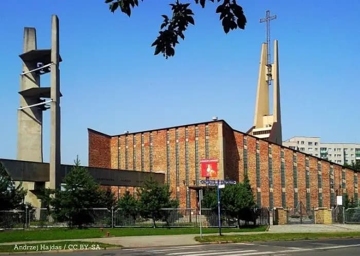Baśń, uśmiechy i rodzinne spotkanie na Kulturalnym Podwórku