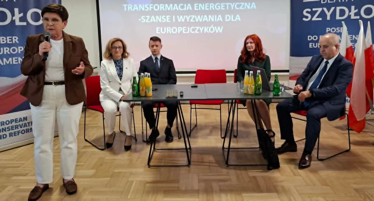 Beata Szydło w Starachowicach. O systemach ETS i ETS2 oraz ich wpływie na gospodarkę i mieszkańców