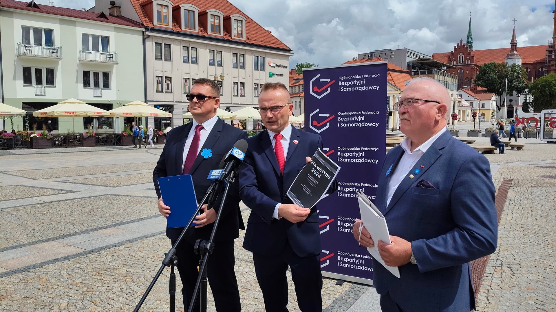 Bezpartyjni i Samorządowcy ogłosili, kto będzie ich "jedynką" na liście do Sejmu