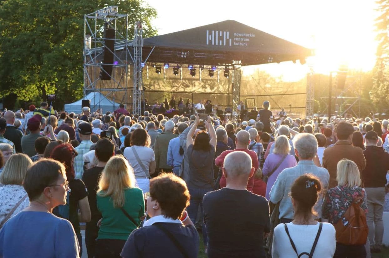 Bezpłatny koncert w Krakowie. Na scenie plenerowej NCK zabrzmią przeboje Maanamu