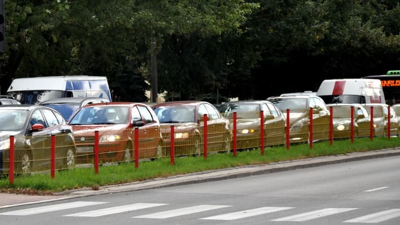 BIAŁYSTOK Więcej samochodów w Białymstoku, większe wpływy do budżetu z opłat za parkowanie