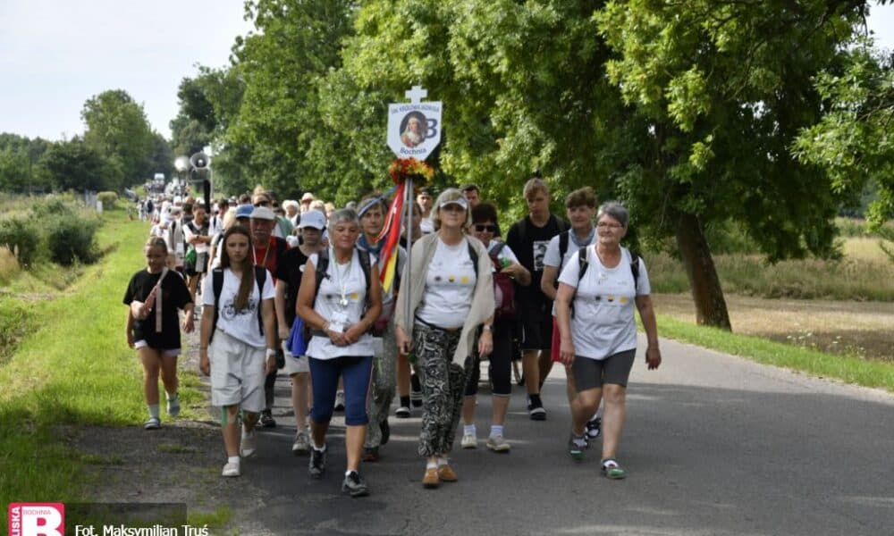 BOCHNIA. Ruszyły zapisy na 46. Pieszą Pielgrzymkę Krakowską na Jasną Górę. Będziemy towarzyszyć w tej wędrówce bocheńskiej grupie!