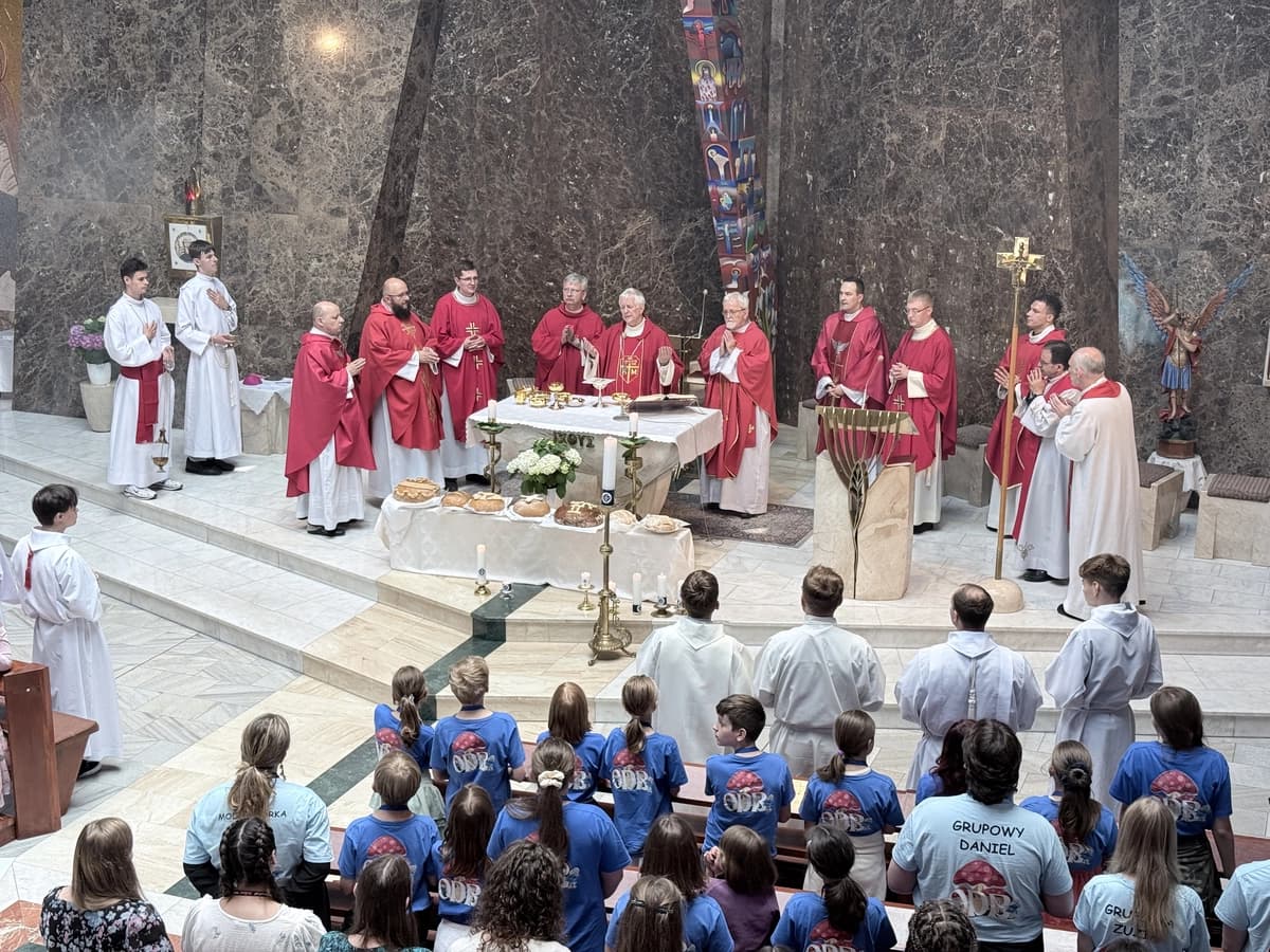 Bp Szkudło do oazowiczów: W tym niespokojnym świecie wspólnota jest ostoją, w której uczymy się pokoju