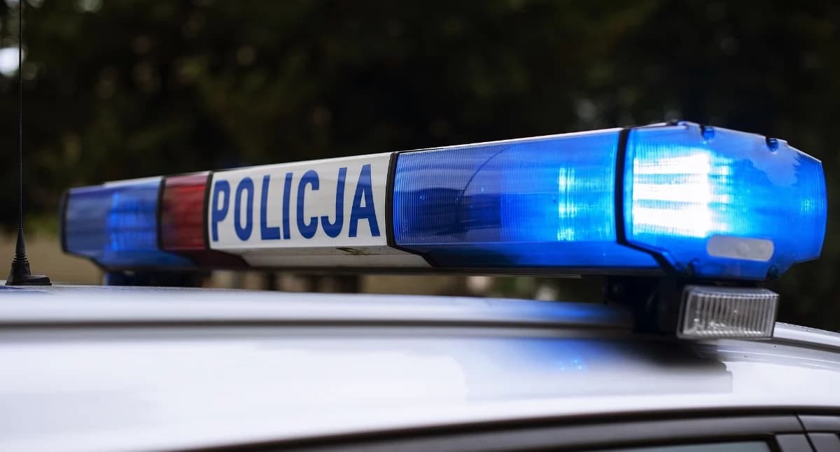 Brawura na hulajnogach zakończy się w sądzie. 13-latka wiozła koleżankę, 14-latek popisywał się jazdą na jednym kole