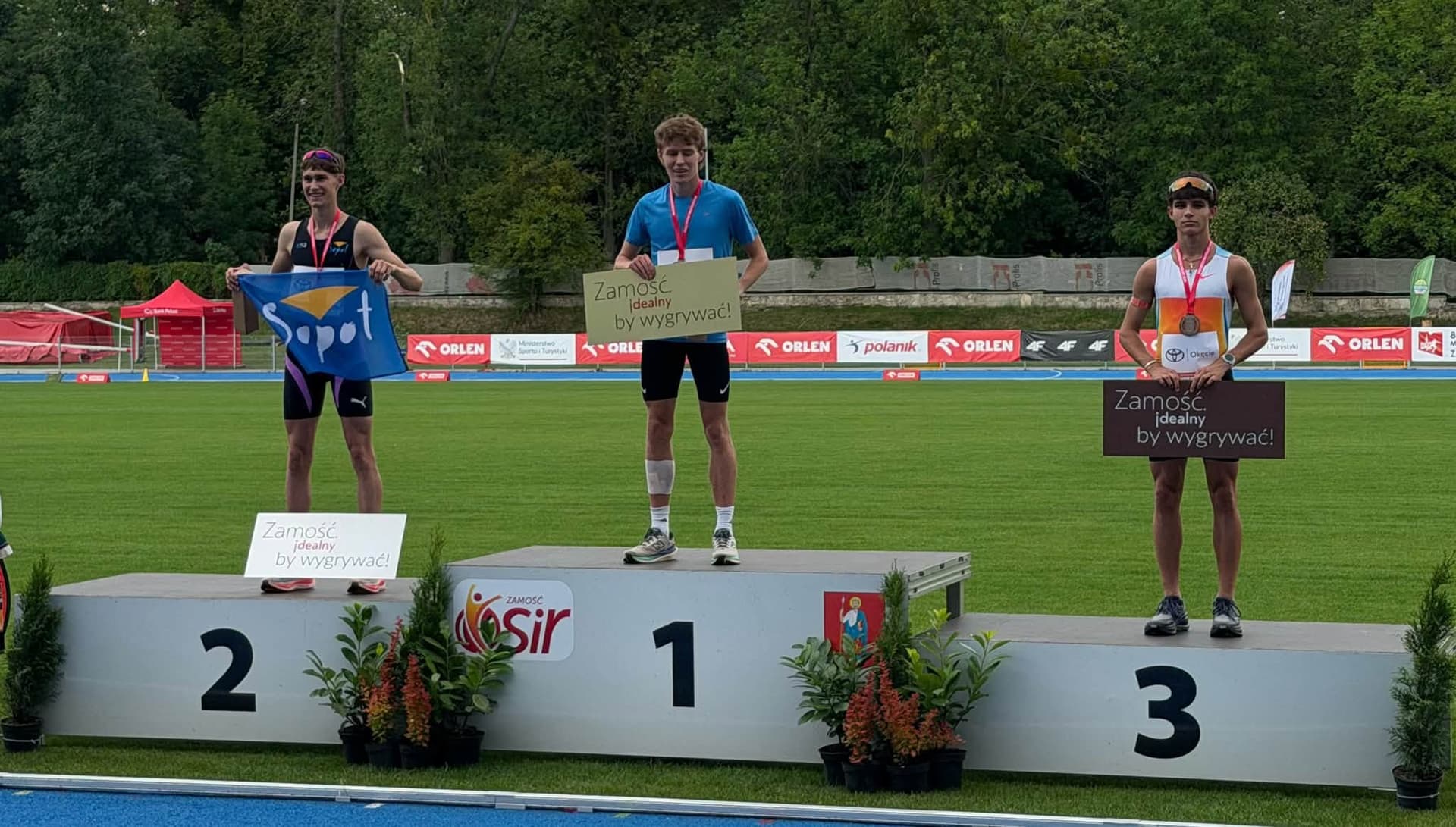 Brązowy medal Mistrzostw Polski U20 dla Wiktora Kurowskiego! Rekord życiowy na 1500 metrów