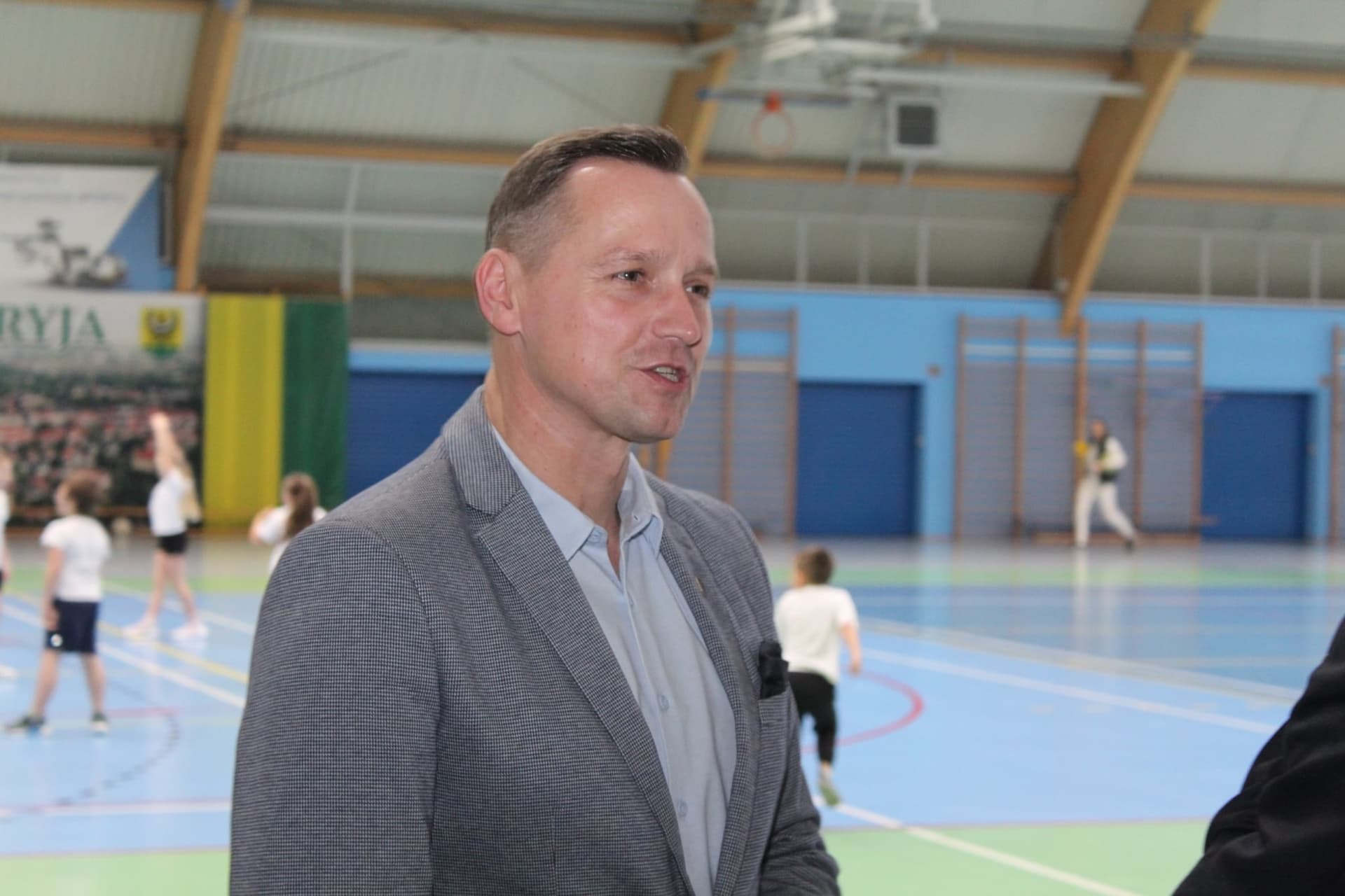 Burmistrz Paweł Kulig przyznał stypendia dla złotoryjskich sportowców