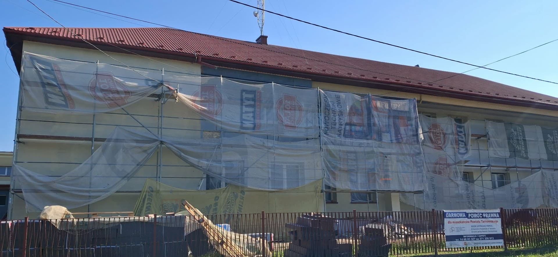 Byłe gimnazjum w Miechowicach Wielkich „z drugim życiem”