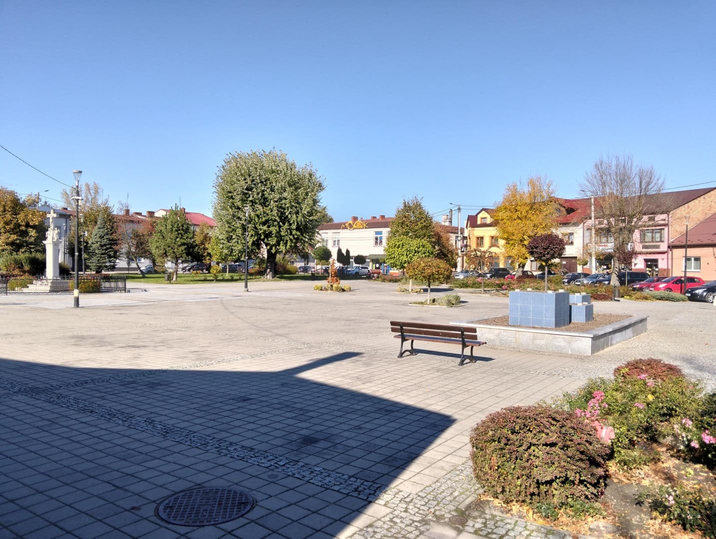 Ćwierćkolisty rynek znajdziecie w Skalbmierzu. Jest jednym z nielicznych w Europie