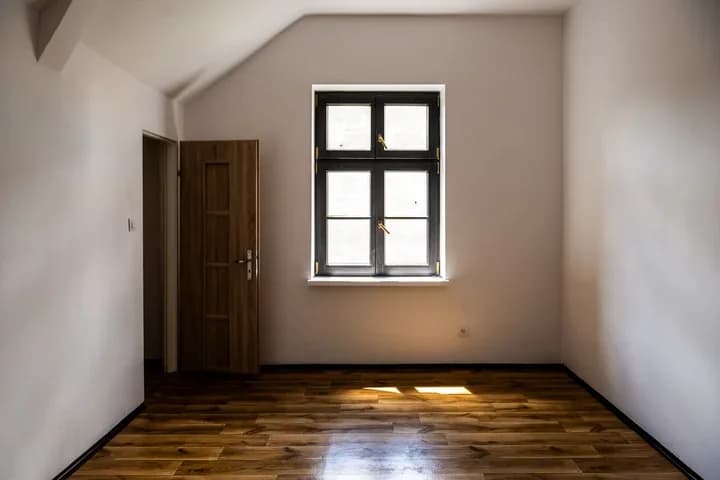 Część lokali już odebrana. W Bytomiu trwa fala remontów mieszkań gminnych