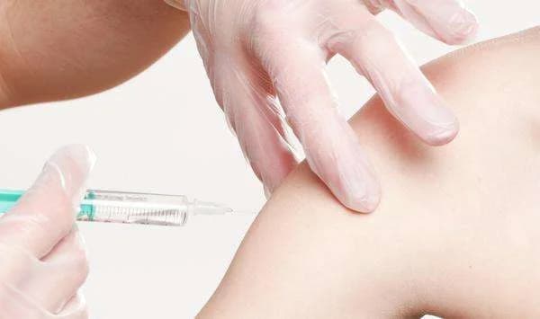 Częstochowa: Darmowe szczepienia przeciw pneumokokom dla osób 55+