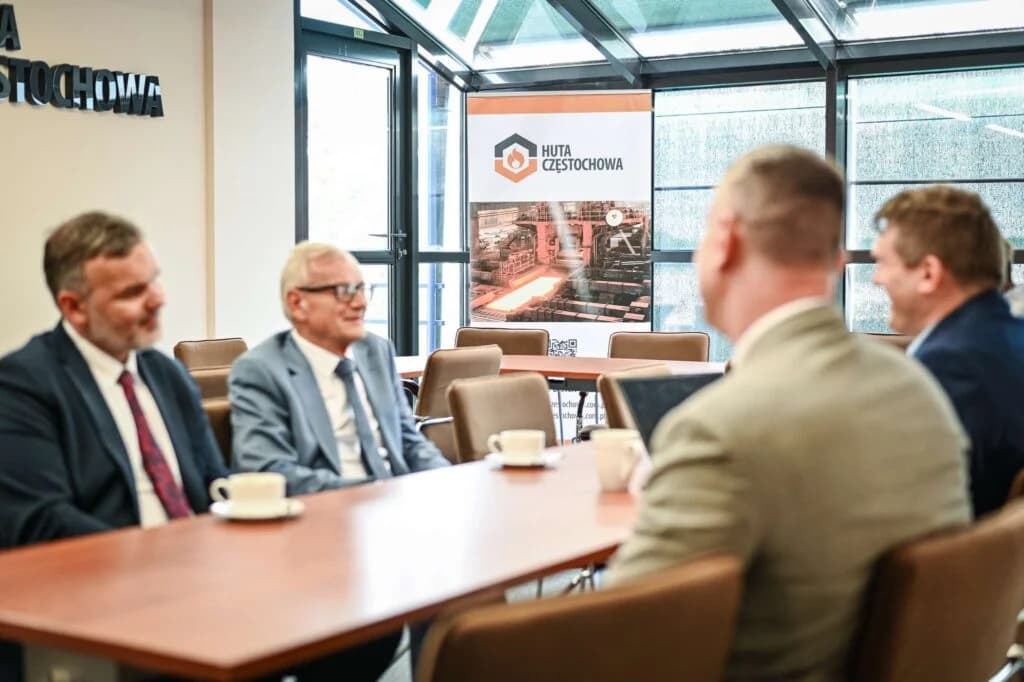 Częstochowa: Huta planuje rozbudowę i inwestycje w blachę pancerną i energetykę jądrową