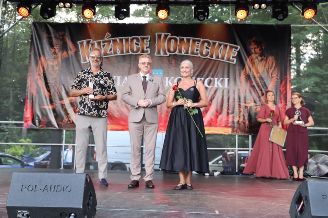Czytaj cały artykuł...Uhonorowani za wkład w rozwój powiatu koneckiego